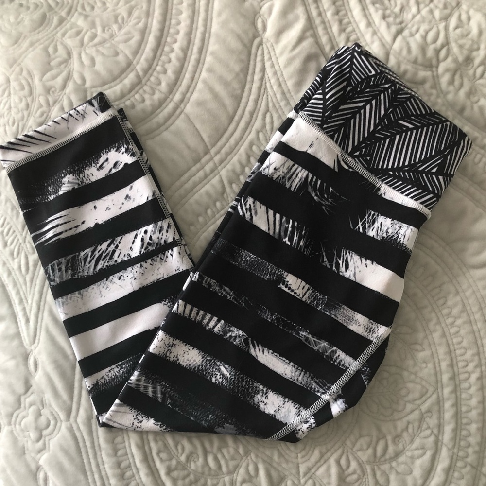 Lululemon Wunder Under Crop